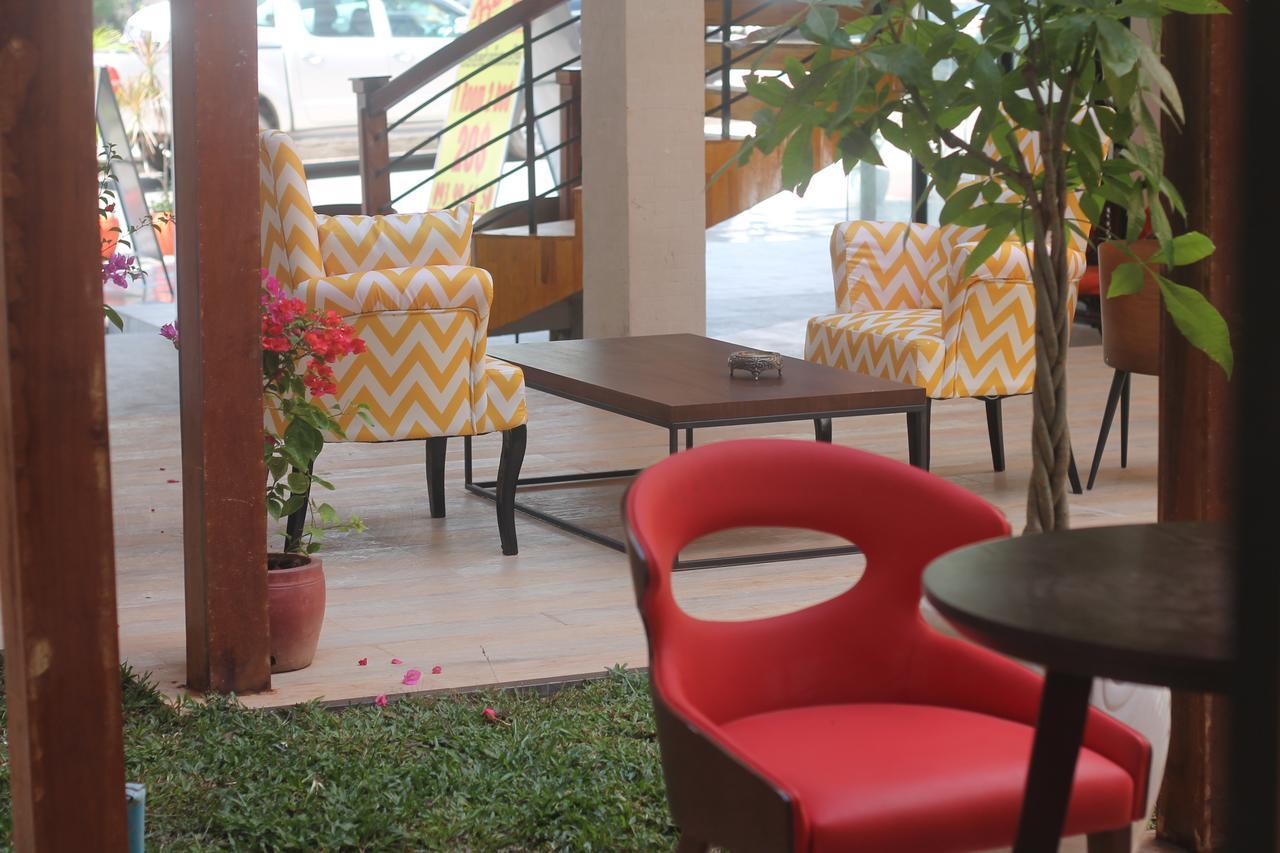 Benny'S City Hotel シアヌークビル エクステリア 写真