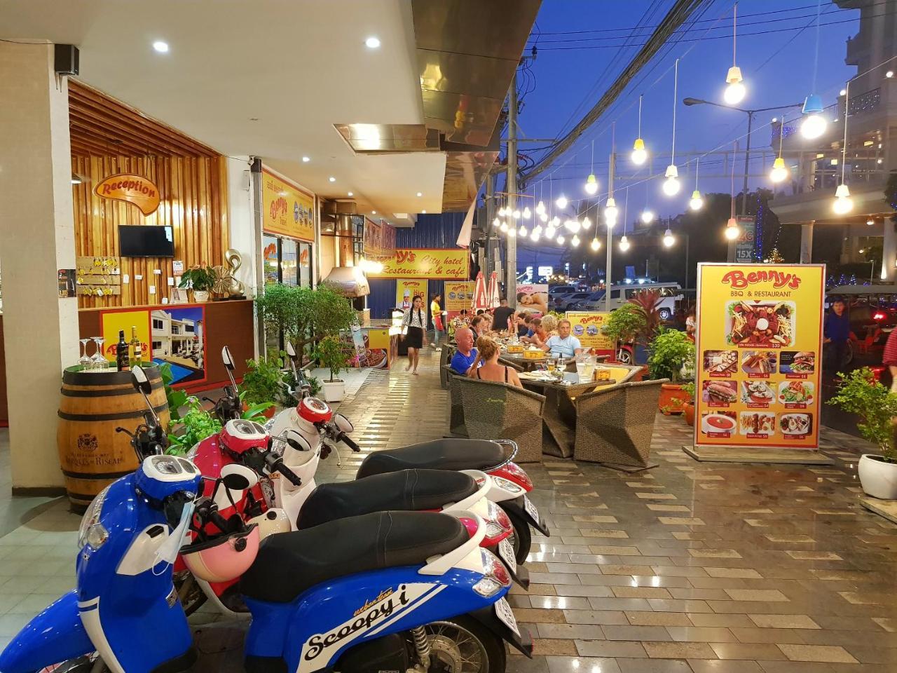 Benny'S City Hotel シアヌークビル エクステリア 写真